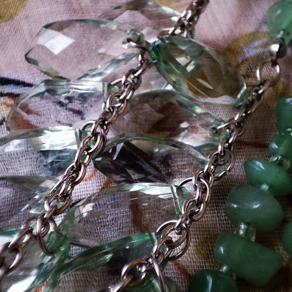 Adventurine Semi Precious Stone Oversized Faceted Acrylic LOFT Dual Necklace - Picture 9 of 14